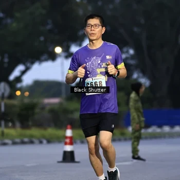 Runner Photo 8860585