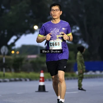 Runner Photo 8860591