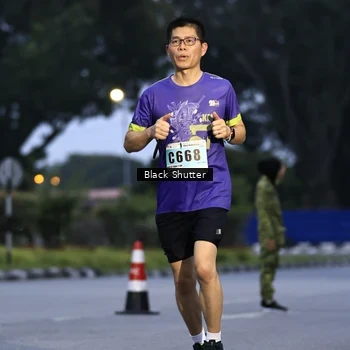 Runner Photo 8860594