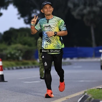 Runner Photo 8860636