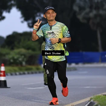 Runner Photo 8860649