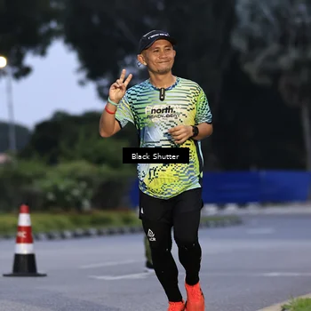 Runner Photo 8860657