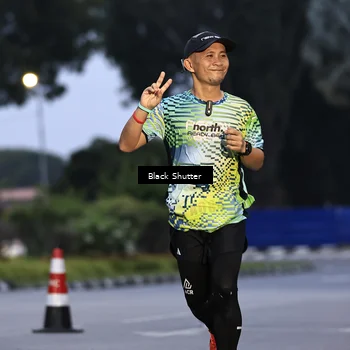 Runner Photo 8860673