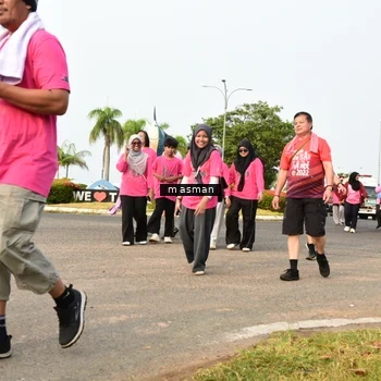 Runner Photo 8860709