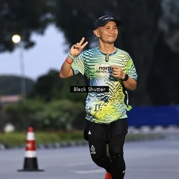Runner Photo 8860716