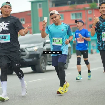 Runner Photo 8860765