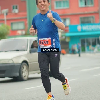 Runner Photo 8860770