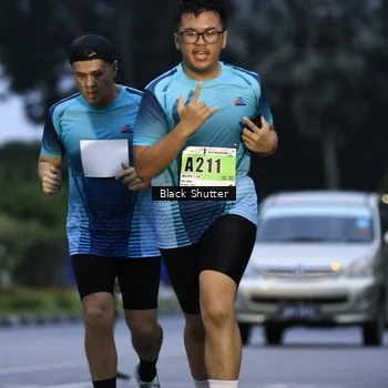 Runner Photo 8860777