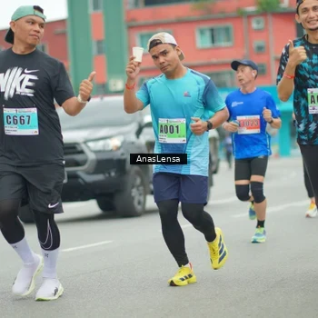 Runner Photo 8860788