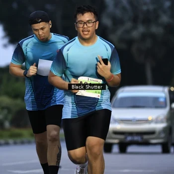 Runner Photo 8860799