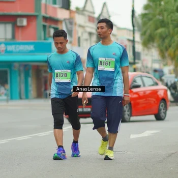 Runner Photo 8860844
