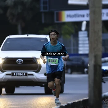 Runner Photo 8860907