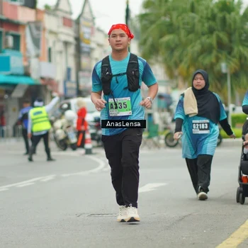 Runner Photo 8861065