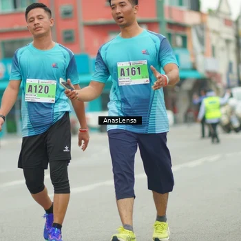 Runner Photo 8861079