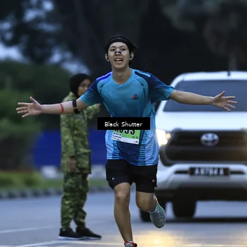 Runner Photo 8861080