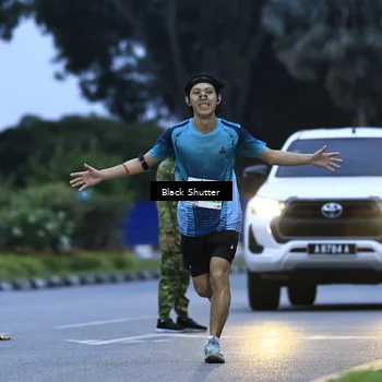 Runner Photo 8861149