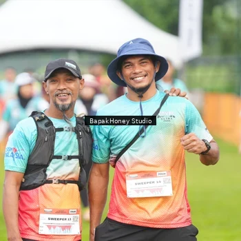 Runner Photo 8861181