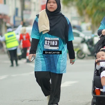Runner Photo 8861243