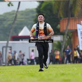 Runner Photo 8861298