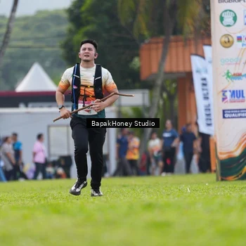 Runner Photo 8861305