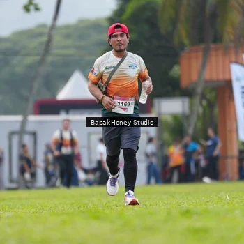 Runner Photo 8861315
