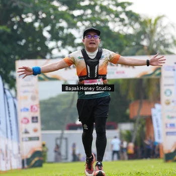 Runner Photo 8861328