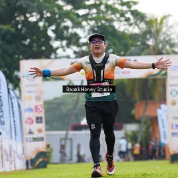 Runner Photo 8861332
