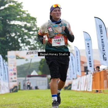 Runner Photo 8861354