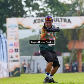 Runner Photo 8861357