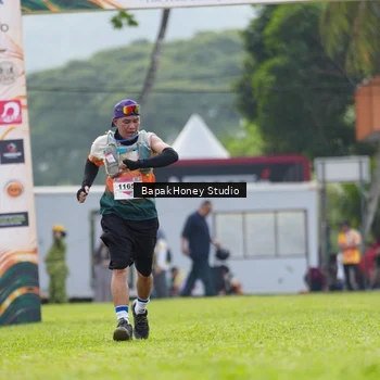 Runner Photo 8861376
