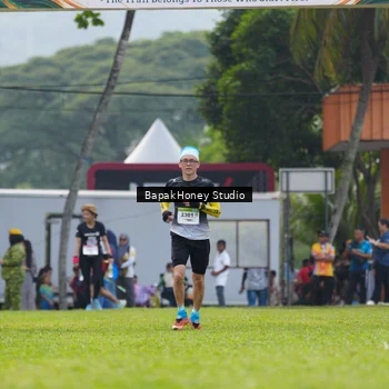 Runner Photo 8861422