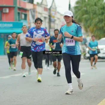 Runner Photo 8861466