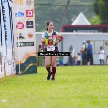 Runner Photo 8861475