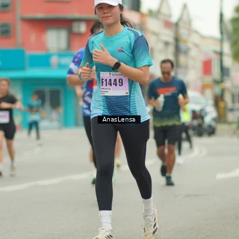 Runner Photo 8861480