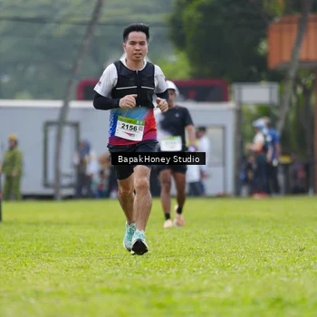 Runner Photo 8861511