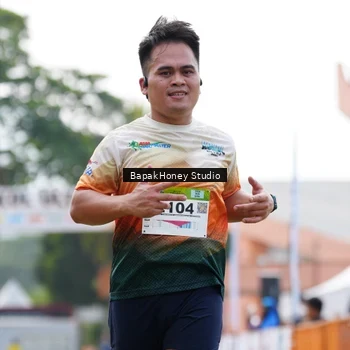 Runner Photo 8861513
