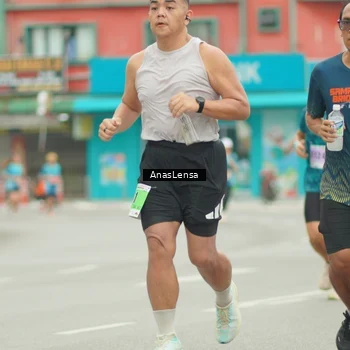 Runner Photo 8861540
