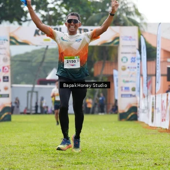 Runner Photo 8861542