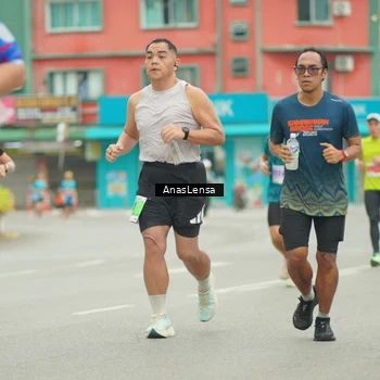 Runner Photo 8861553