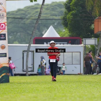 Runner Photo 8861569