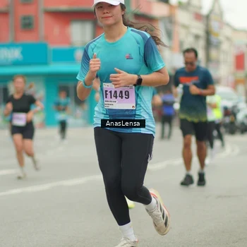 Runner Photo 8861575