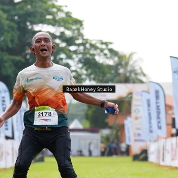 Runner Photo 8861590