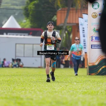 Runner Photo 8861615