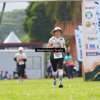 Runner Photo 8861657