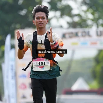 Runner Photo 8861673