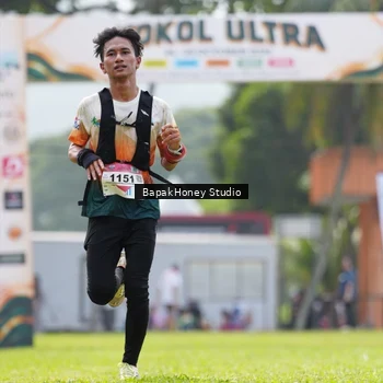Runner Photo 8861676