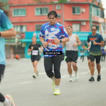Runner Photo 8861689