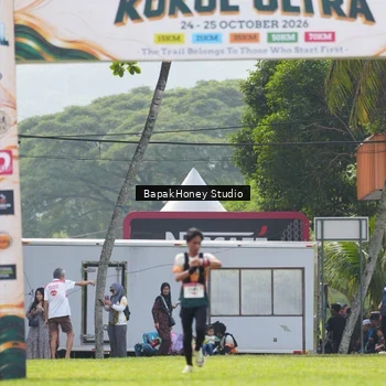 Runner Photo 8861724