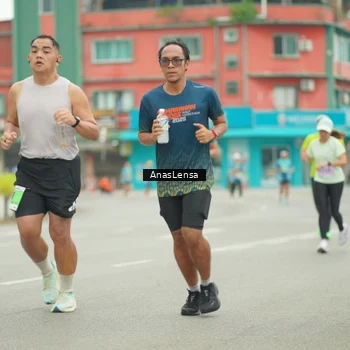 Runner Photo 8861727