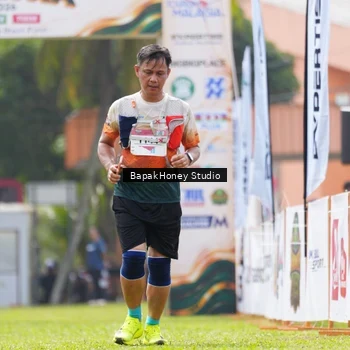 Runner Photo 8861731